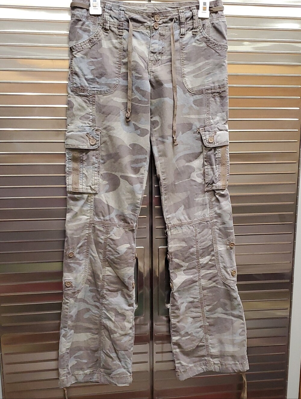 UNIONBAY Women's Green Gray Camo Boot Cut Cargo Pants